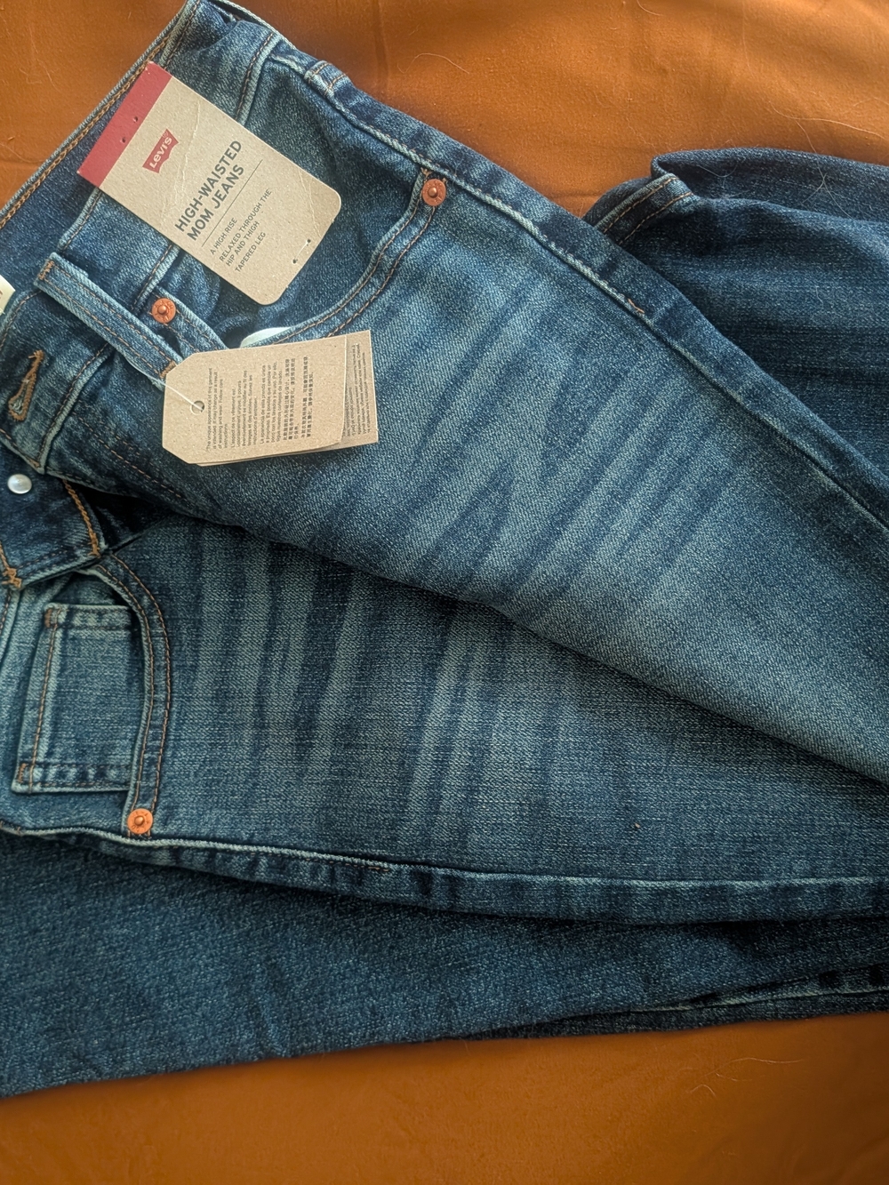 NWT High Waisted Mom Jeans - Picture 3 of 3